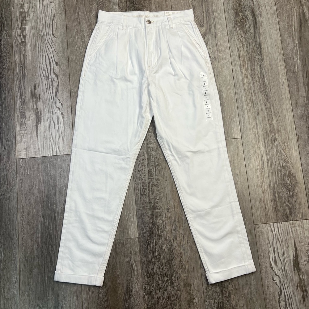 American Eagle Mom Jean High Rise Cool White